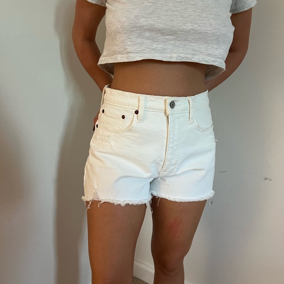 Abercrombie & Fitch Pants - A&F High Rise Mom Short Curve Love